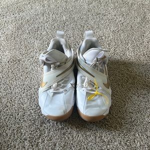 Nike Hyperset White&Gold Volleyball Shoes